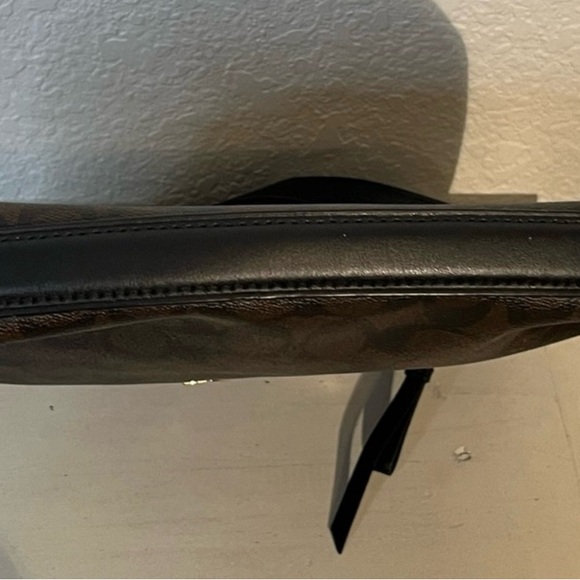 Coach Mae Signature โCโ brown & black crossbody adjustable strap purse bag! EUC - Picture 7 of 10